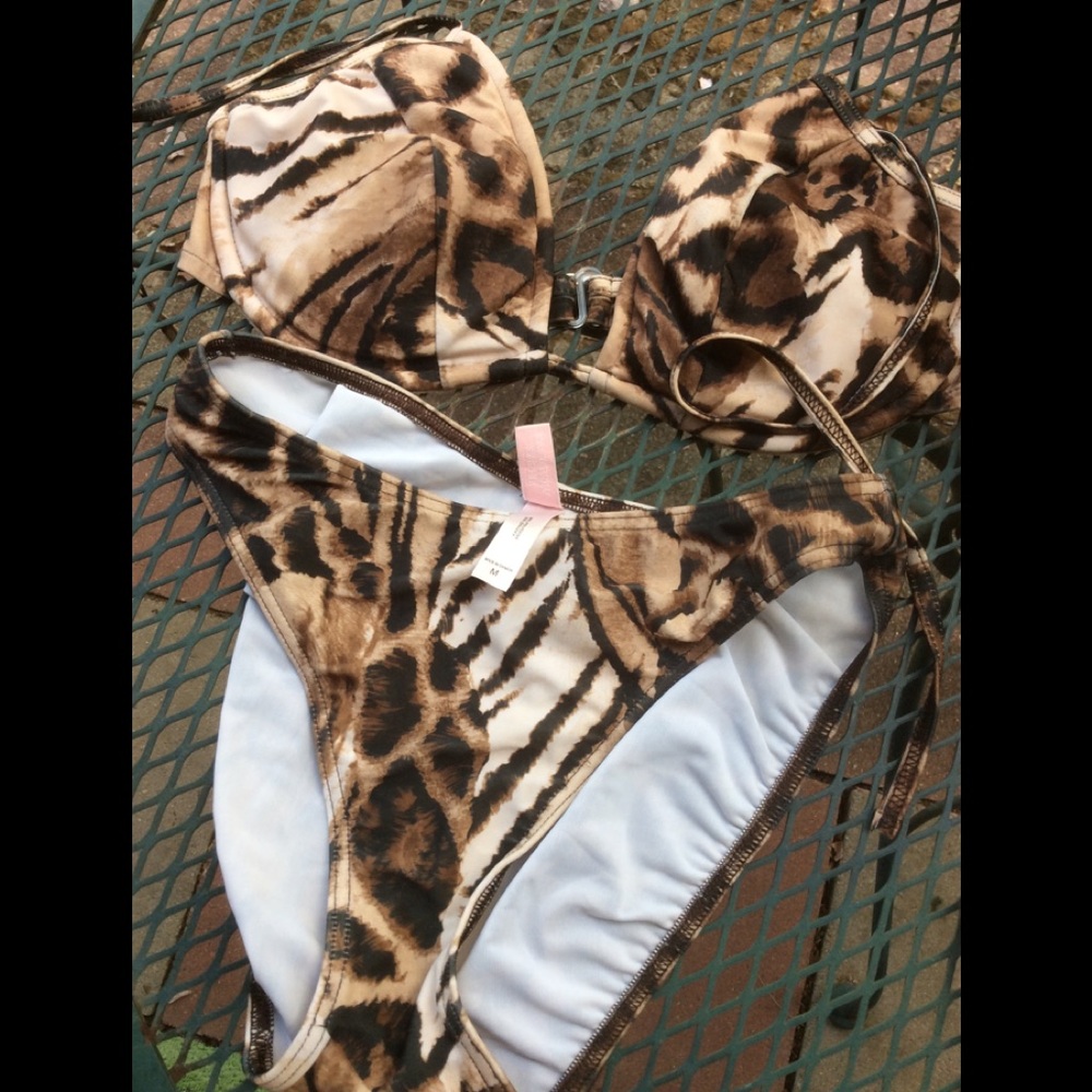 Victoria’s Secret animal print bikini Size M - Picture 2 of 5